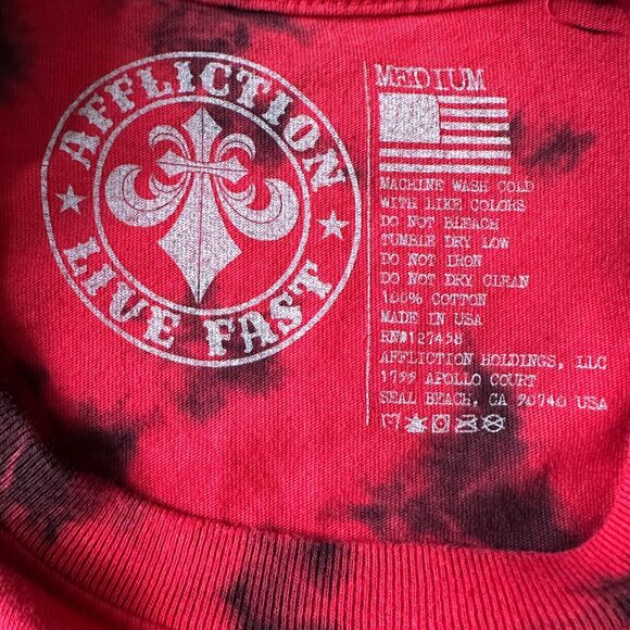 Affliction T-Shirt Men’s Medium Red Black Studded Indian Skull Short Sleeve Y2K - Picture 5 of 10